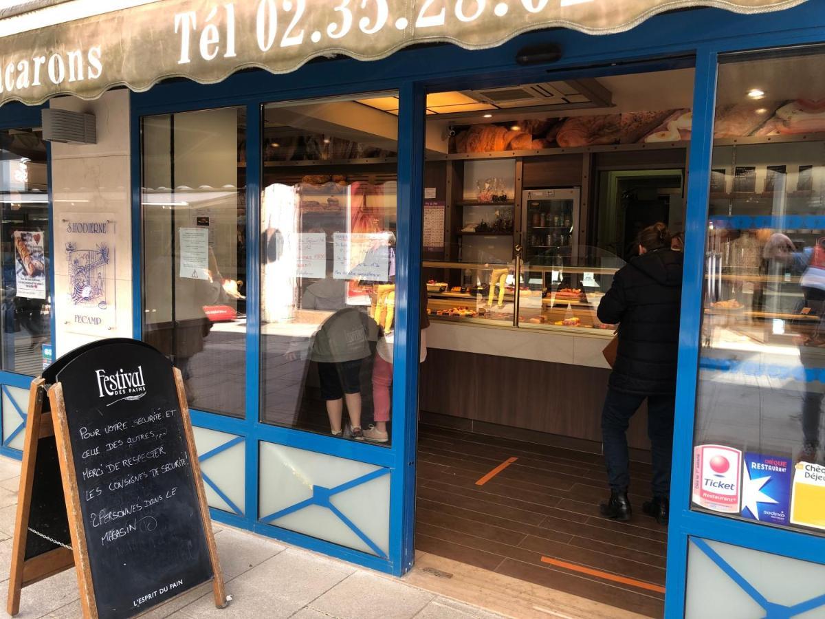 Au Coeur Du Marche 4 Etoiles Lägenhet Fécamp Exteriör bild